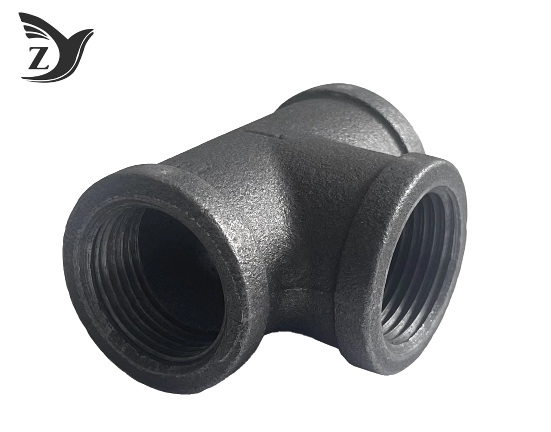 Black Square Face Straight Tee Pipe Fittings 2